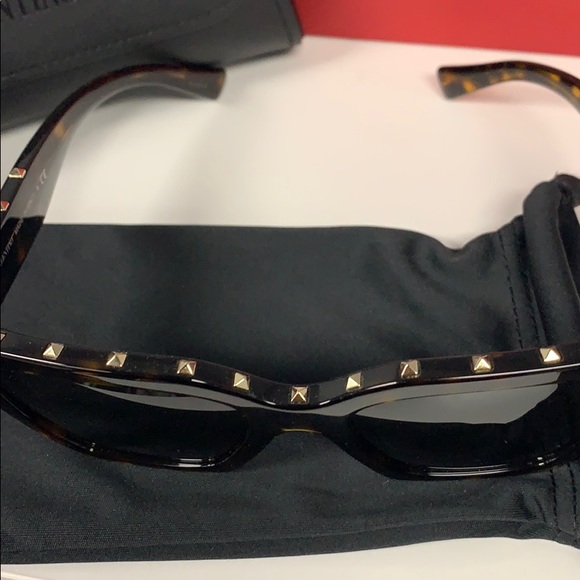 VALENTINO women’s sunglasses main image 4